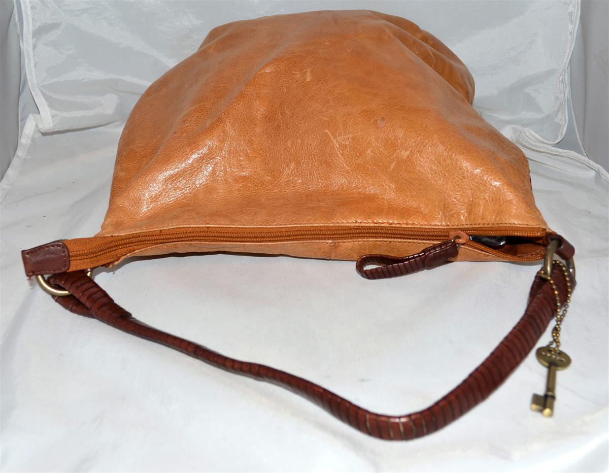 fossil shoulder bag 75082